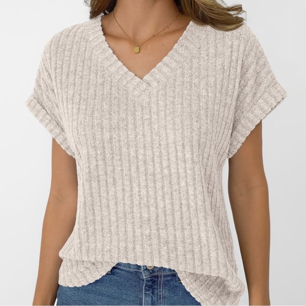 Cream Ribbed Knit V-Neck Top